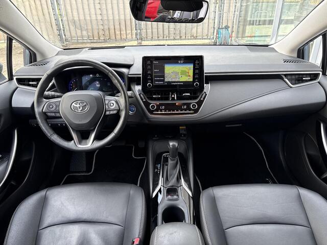 Toyota COROLLA 1.8 Hybrid Executive **DODEHOEK DETECTIE/ STOELVERWARMING VOOR EN ACHTER/ PARKEERSENSOREN**