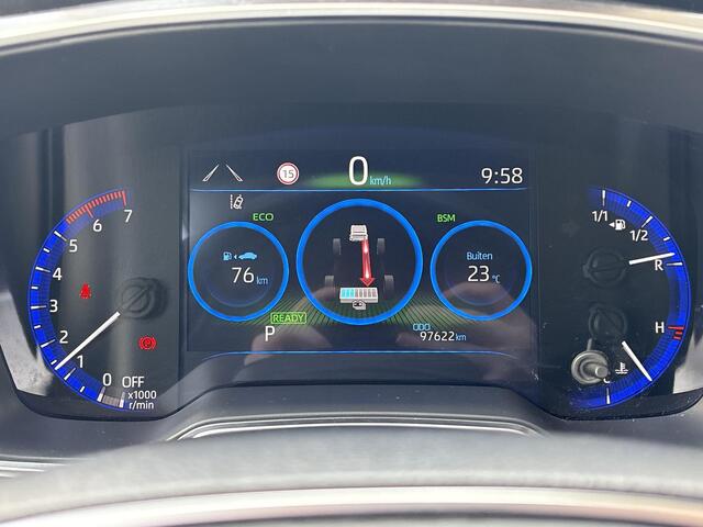 Toyota COROLLA 1.8 Hybrid Executive **DODEHOEK DETECTIE/ STOELVERWARMING VOOR EN ACHTER/ PARKEERSENSOREN**