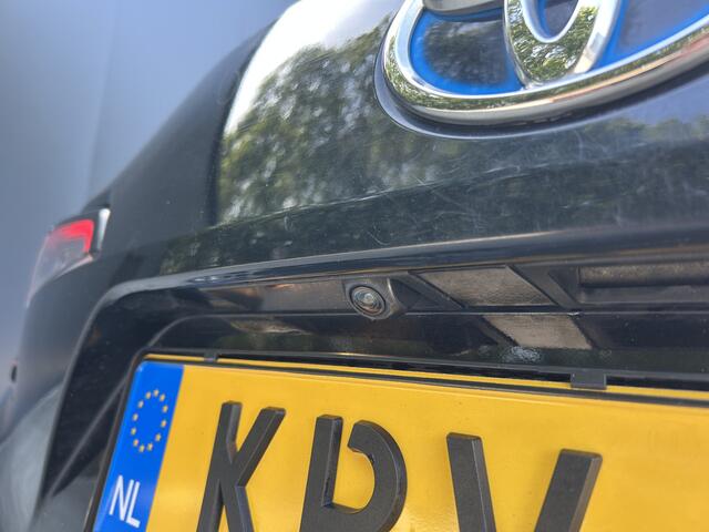Toyota COROLLA Touring Sports 1.8 Hybrid CAMERA NAVI ADAPT CRUISE ECC LMV