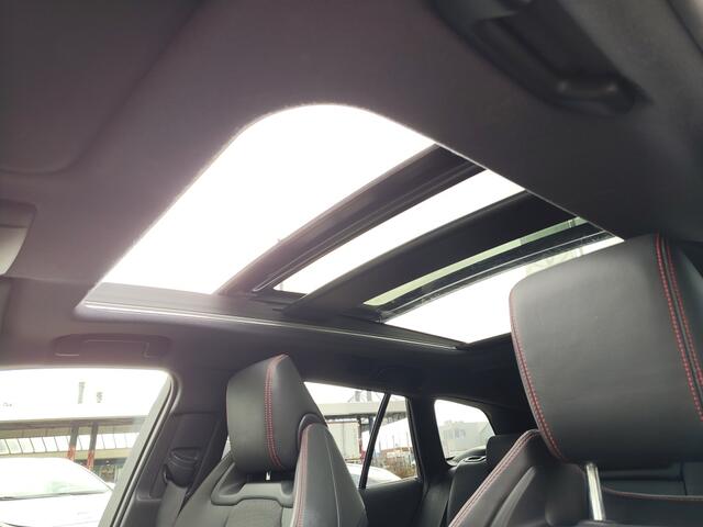 Toyota COROLLA Touring Sports 2.0 Hybrid Executive | Schuif-Kanteldak | JBL | Navi | Sensoren v/a