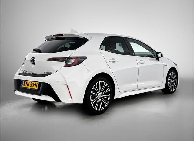 Toyota COROLLA 1.8 Hybrid Dynamic | Parkeersensor voor en achter |