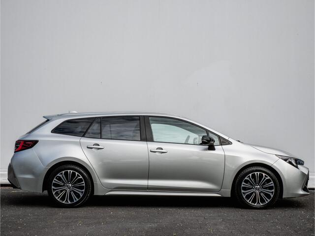 Toyota COROLLA Touring Sports 2.0 184pk Hybrid Dynamic Trekhaak/ Camera/ DAB+/ Carplay/ 17" Lmv/ Adapt. cruise