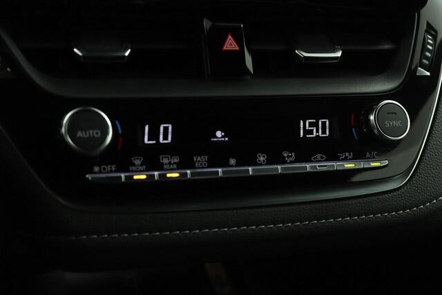 Toyota COROLLA Touring Sports Hybrid 200 GR Sport | Adaptive Cruise Control | Apple Carplay | Android Auto | Achteruitrijcamera | Parkeersensoren | Stoel en Stuurverwarming |