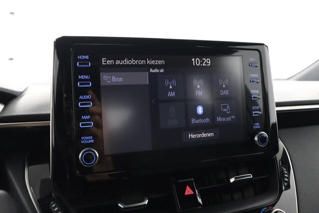 Toyota COROLLA 1.8 Hybrid Business | Apple carplay & Android auto | Cruise control | Parkeer camera |