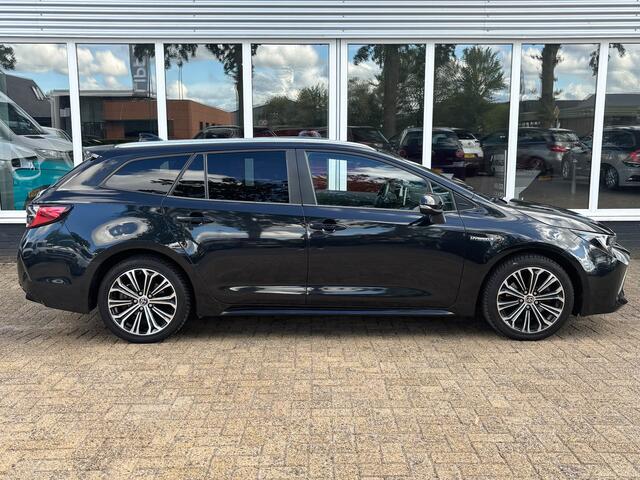 Toyota COROLLA Touring Sports 2.0 Hybrid Business Plus | Stoelverwarming | Achterruitrij Camera | Lane Assist | Bluetooth
