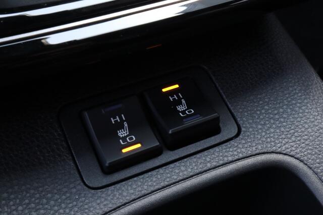 Toyota COROLLA Cross Hybrid 180 GR Sport | Stoel/Stuur Verwarming | Blindspot