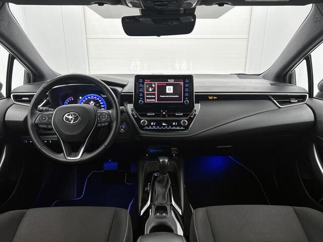 Toyota COROLLA 2.0 Hybrid Dynamic | Navigatie | PDC |