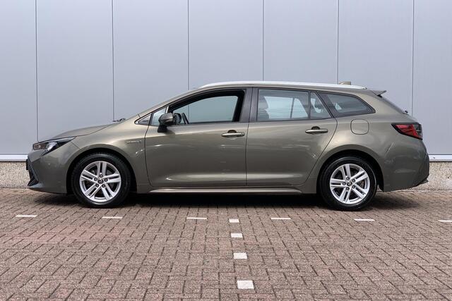 Toyota COROLLA Touring Sports 1.8 Hybrid Active | Camera | BTW'er |