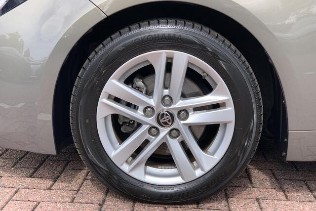 Toyota COROLLA Touring Sports 1.8 Hybrid Active | Camera | BTW'er |