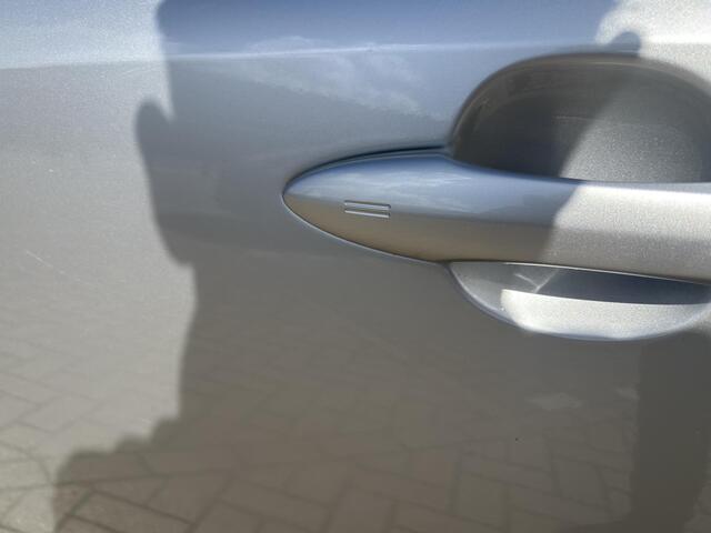 Toyota COROLLA 2.0 Hybrid Dynamic
