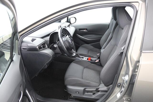 Toyota COROLLA Touring Sports 1.8 Hybrid Dynamic | Stoelverwarming | Parkeer camera |
