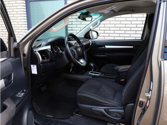 Toyota HI-LUX 2.8 D-4D XtraCab Professional Premium | Automaat | 3500 KG Trekg