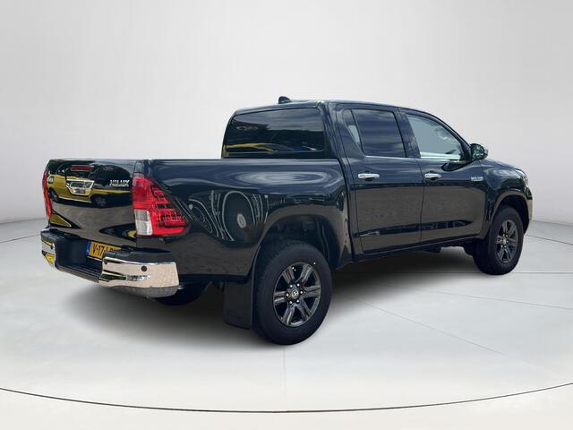 Toyota HI-LUX HiLux 2.4 D-4D Double Cab Professional | Automaat | Navigatie | Stoelverwarming | Parkeersensoren |