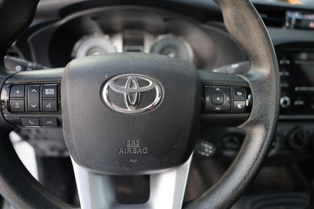 Toyota HI-LUX 2.4 D-4D ENKEL CABIN 4WD VAN