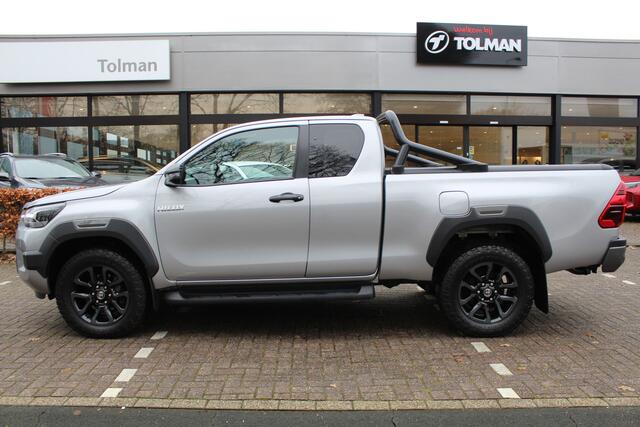 Toyota HI-LUX HiLux 2.8 D-4D Xtra Cab Invincible 4WD Automaat | Rijklaar | Trekhaak | Leder | Stoelverw. | LED | Apple/Android | Keyless | Parkeersens. v+a