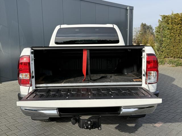 Toyota HI-LUX HiLux 2.4 D-4D AUTOMAAT / 4x4 / 1e EIG. / 3.500 KG AHG / CAMERA / TREKHAAK / ECC / CRUISE / CARPLAY