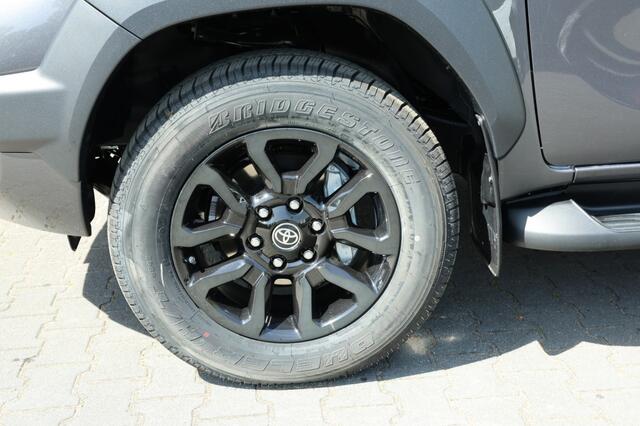 Toyota HI-LUX 2.8 D-4D DUBBEL CABIN 48V HYBRIDE INVINCIBLE A/T 4WD