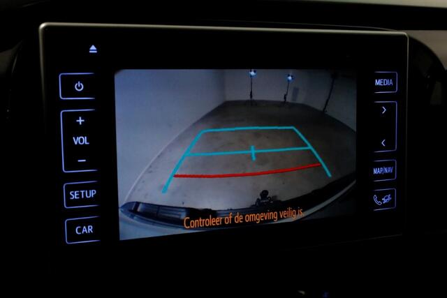 Toyota HI-LUX HiLux 2.4 D-4D-F 150pk E6 4WD 4x4 Double Cab Automaat 2/5-Persoons 08-2019