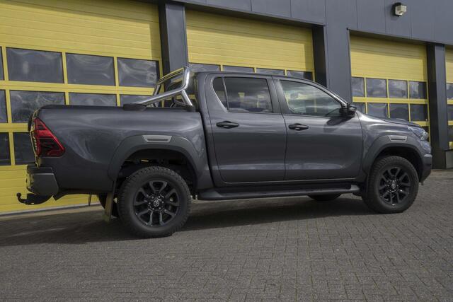 Toyota HI-LUX HiLux 2.8 D-4D Double Cab Hybrid Invincible