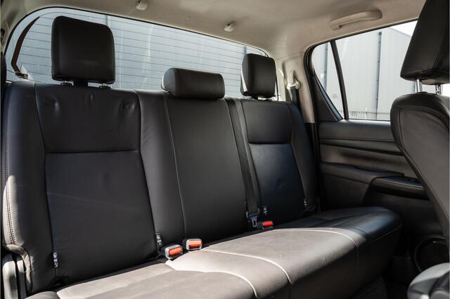 Toyota HI-LUX HiLux 2.4 D-4D Double Cab Invincible | BTW | BPM VRIJ - NL Kenteken |