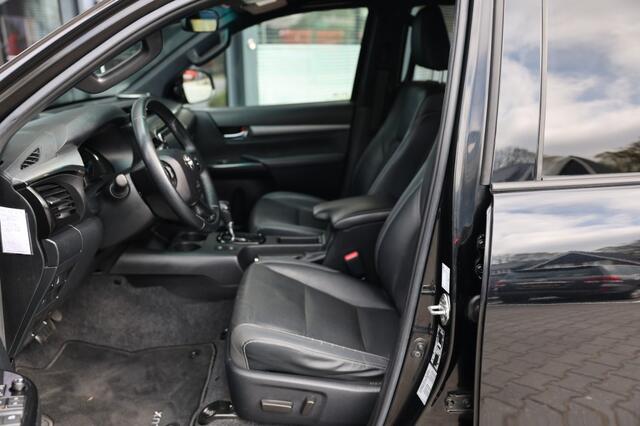 Toyota HI-LUX 2.8 D-4D DUBBEL CABINE INVINCIBLE A/T 4WD 2 ZITS VAN