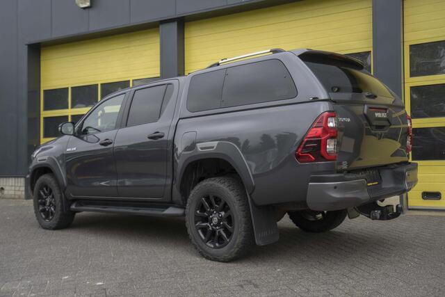 Toyota HI-LUX HiLux 2.8 D-4D Double Cab Invincible