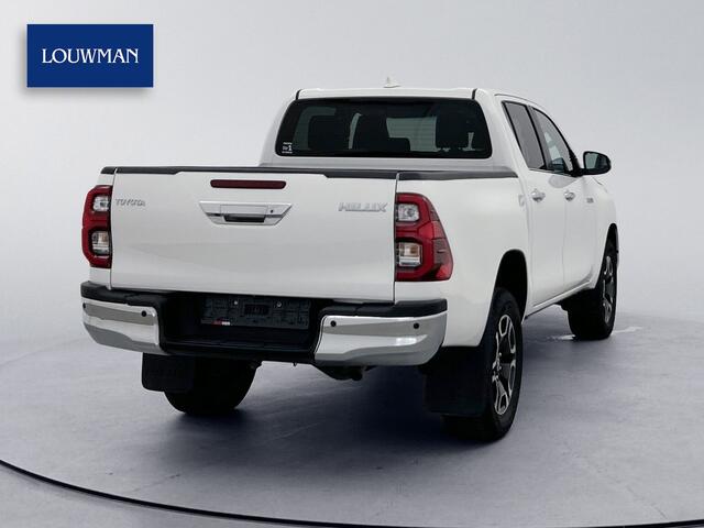 Toyota HI-LUX HiLux 2.8 D-4D Double Cab Professional 204pk Led Navigatie Camera 4x4 Stoelverwarming Lane assist