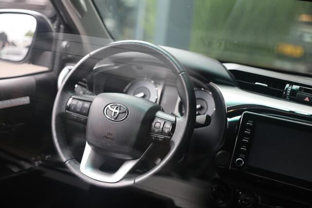 Toyota HI-LUX 2.4 D-4D DUBBEL CABIN PROFESSIONAL A/T 2 ZITS 4WD VAN