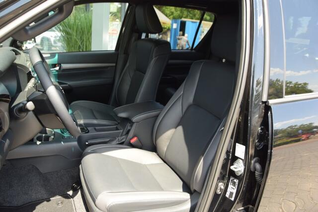 Toyota HI-LUX 2.8 D-4D DUBBEL CABIN 48V HYBRIDE INVINCIBLE A/T 4WD 2 ZITS VAN