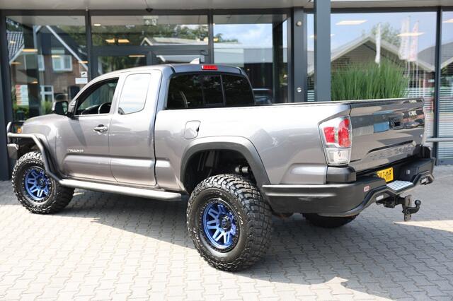 Toyota HI-LUX TACOMA 3.5 V6 TRD 4WD VAN