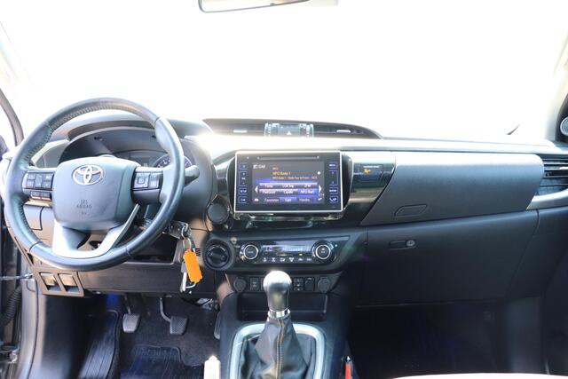 Toyota HI-LUX HiLux 2.4 D-4D-F Xtra Cab Challenger, Subwoofer, Leder, Hardtop, DAC, Stoelverwarming, Trekhaak, Camera!