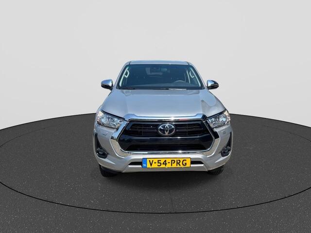 Toyota HI-LUX HiLux 2.4 D-4D Xtra Cab Challenger Automaat