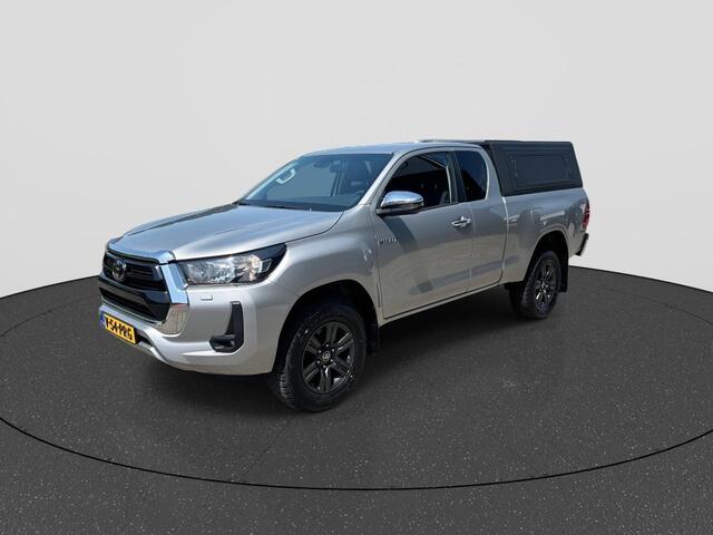 Toyota HI-LUX HiLux 2.4 D-4D Xtra Cab Challenger Automaat