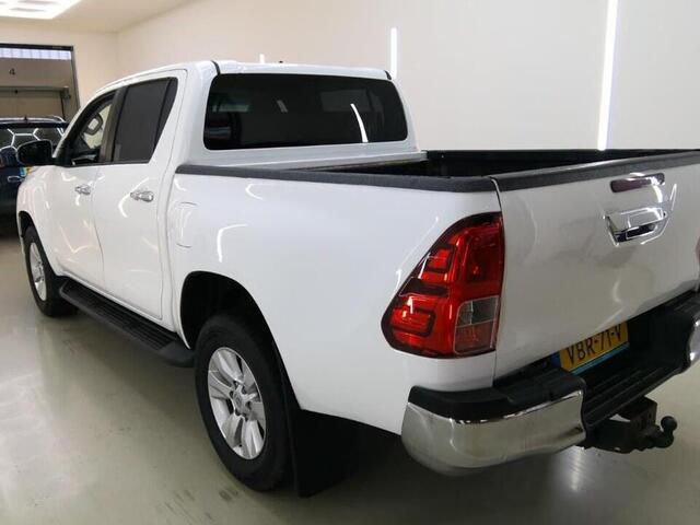 Toyota HI-LUX HiLux 2.4 D-4D AUTOMAAT 4WD 4x4 Double Cab