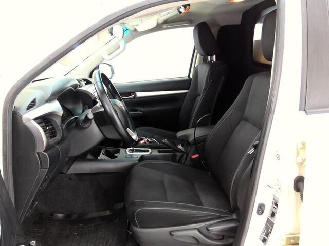 Toyota HI-LUX HiLux 2.4 D-4D AUTOMAAT 4WD 4x4 Double Cab