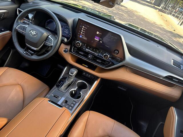 Toyota HIGHLANDER 2.5 AWD Hybrid Premium | 06-10141018 Voor meer meer informatie