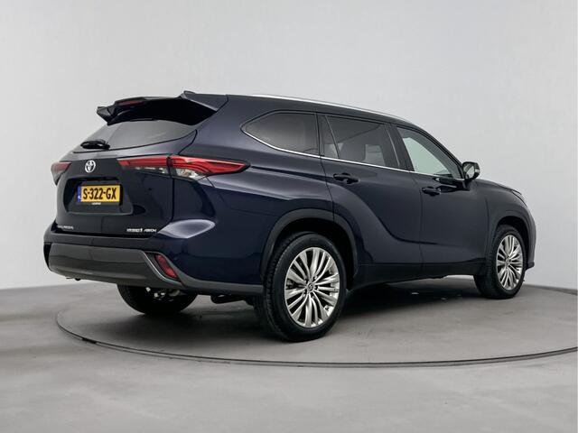 Toyota HIGHLANDER 2.5 AWD Hybrid Executive | 7-Persoons | Lichtmetalen Velgen | Metaallak | Navi |