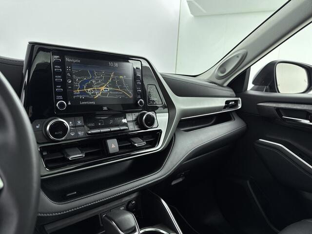Toyota HIGHLANDER 2.5 AWD Hybrid Executive | 7-Persoons | Lichtmetalen Velgen | Metaallak | Navi |