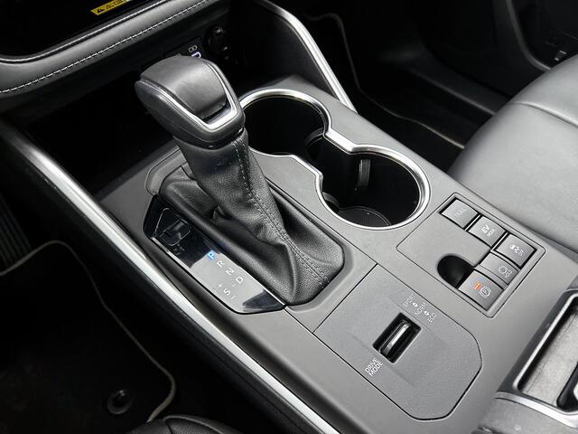 Toyota HIGHLANDER 2.5 AWD Hybrid Style | BTW Voertuig | Stoelverwarming | 7 Persoons |