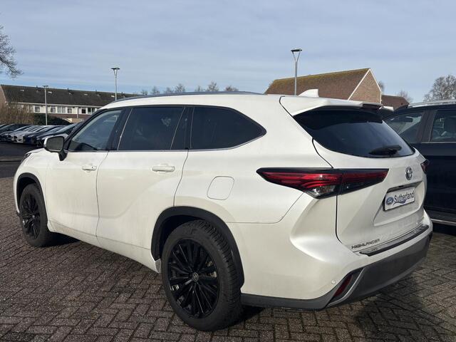 Toyota HIGHLANDER 2.5 AWD Hybrid Premium | 7p | Panoramadak | 360 graden camera | Platinum Pearl White | Adaptieve cruisecontrol | JBL audio | Head up Display | Stoelverwarming | Achterbank verwarmd