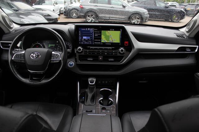 Toyota HIGHLANDER 2.5 AWD Hybrid Premium / Trekhaak / Panoramadak / 360Camera / Head-up / Leder / Keyless / 20'' / Navigatie / Stoelventilatie+Verwarming / Stuurverwarming / Dodehoek / DAB / ACC