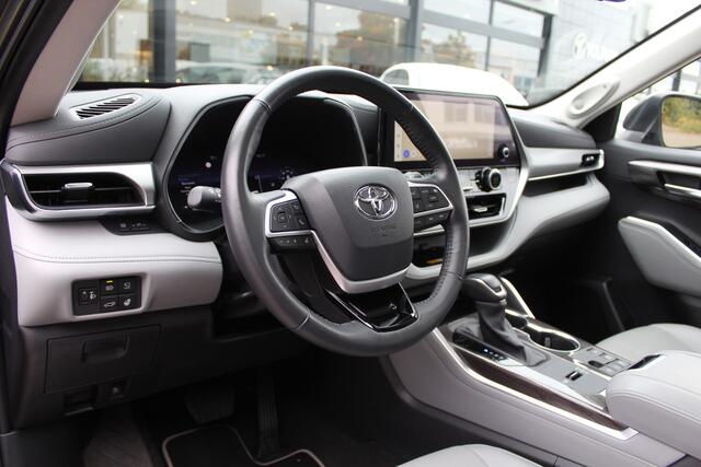 Toyota HIGHLANDER 2.5 AWD Hybrid Premium 7-pers. | Rijklaar | Pano | Stoel/Stuurverwarming | Stoelkoeling | Navi | 360 camera | Head Up