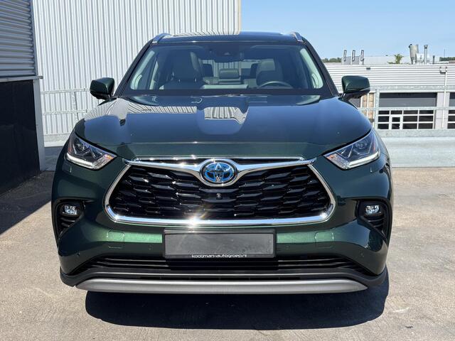 Toyota HIGHLANDER 2.5 AWD Hybrid Premium Meest luxe uitvoering! Panoramadak, trekhaak, stoelventilatie, achterbank verwarmd, 360° camera en méér!