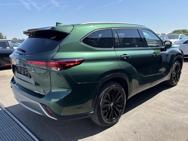 Toyota HIGHLANDER 2.5 AWD Hybrid Premium Meest luxe uitvoering! Panoramadak, trekhaak, stoelventilatie, achterbank verwarmd, 360° camera en méér!