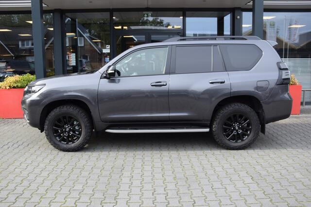 Toyota LAND CRUISER 150 2.8 D-4D 5DRS BLACK LINE A/T VAN