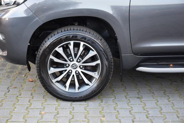 Toyota LAND CRUISER 150 2.8 D-4D 5DRS CHALLENGERA/T VAN