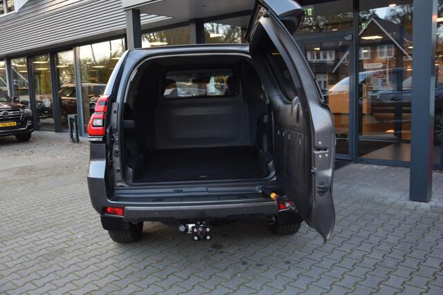 Toyota LAND CRUISER 150 2.8 D-4D 5DRS CHALLENGERA/T VAN