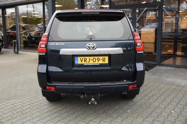 Toyota LAND CRUISER 150 2.8 D-4D 5DRS CHALLENGER A/T VAN