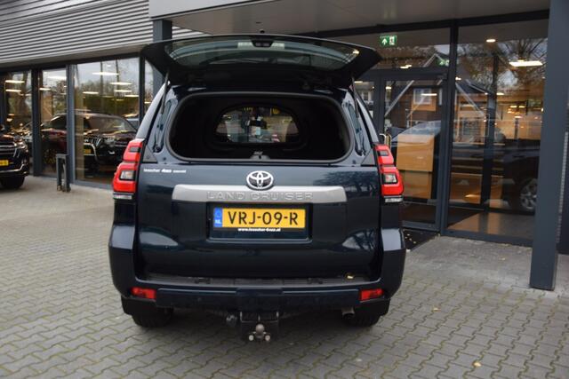 Toyota LAND CRUISER 150 2.8 D-4D 5DRS CHALLENGER A/T VAN