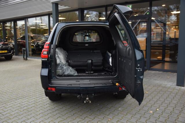 Toyota LAND CRUISER 150 2.8 D-4D 5DRS CHALLENGER A/T VAN